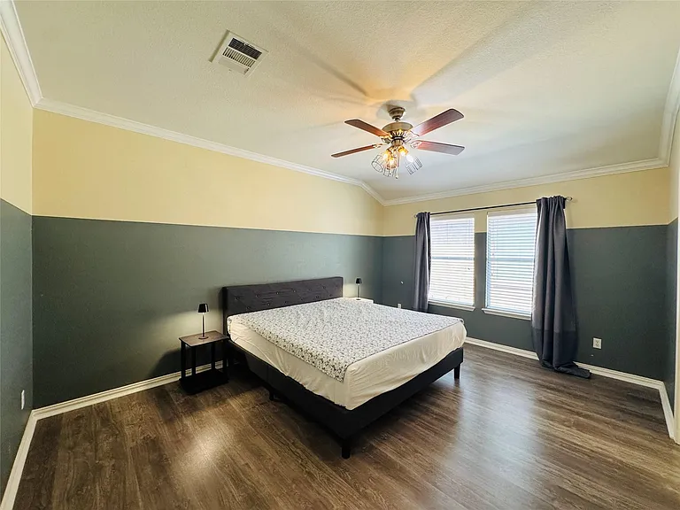 2512 Ericanna Ln — Photo 13