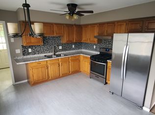 213 E Washington St, Oswego, IL 60543