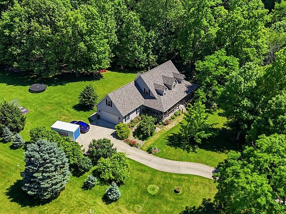 2nd image of 5700 Kizer Ln