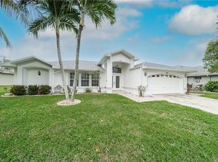 2914 SE 5th Ct, Cape Coral, FL 33904