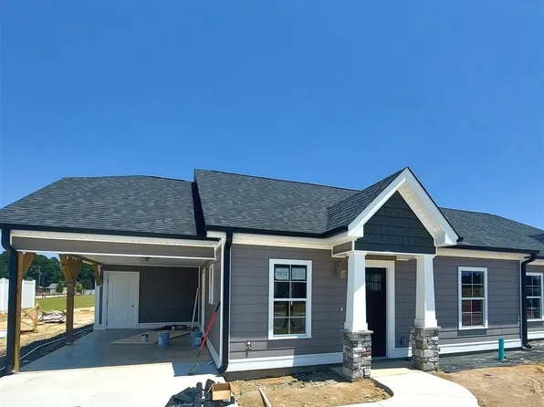 1972 Belardi Vera Dr, Florence, SC 29501