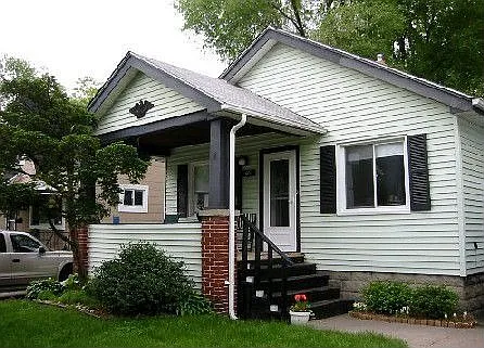 1409 Fox St photo 1