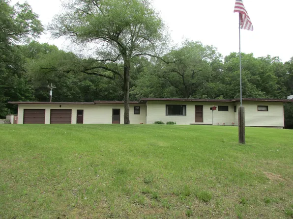 13597 36th St SE, Lowell, MI 49331