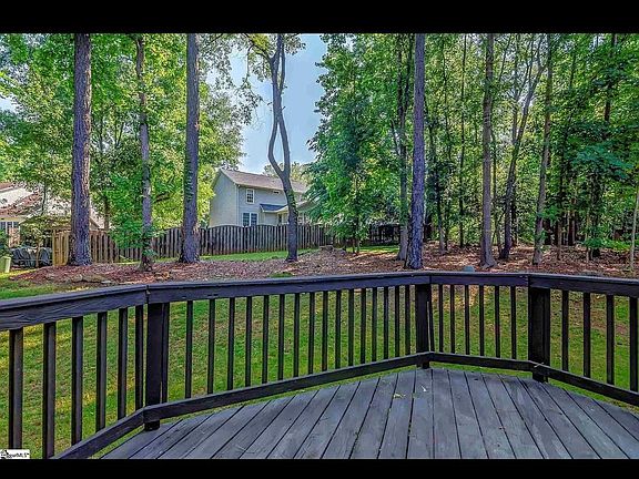 2nd image of 304 Marsh Creek Dr