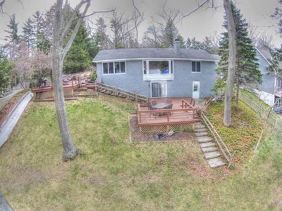 4th image of 15475 Lake Ave