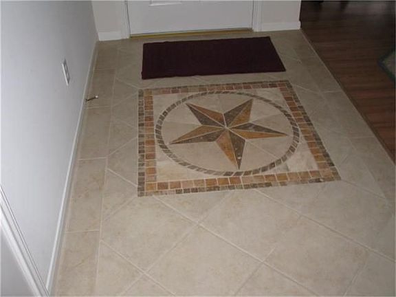3rd image of 6818 Hayden Dr