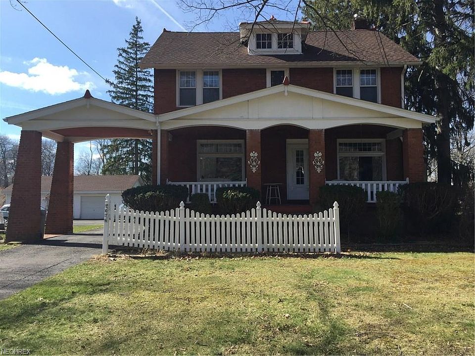 1st image of 2674 Glenmore Dr