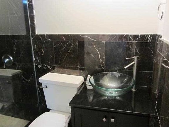 4th image of 8290 Lake Dr APT 105