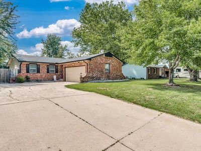 327 N James Ave, Haysville, KS, 67060