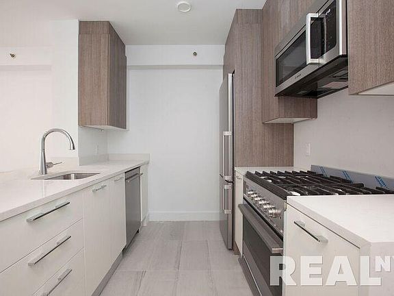 2nd image of 311 W 50th St #0