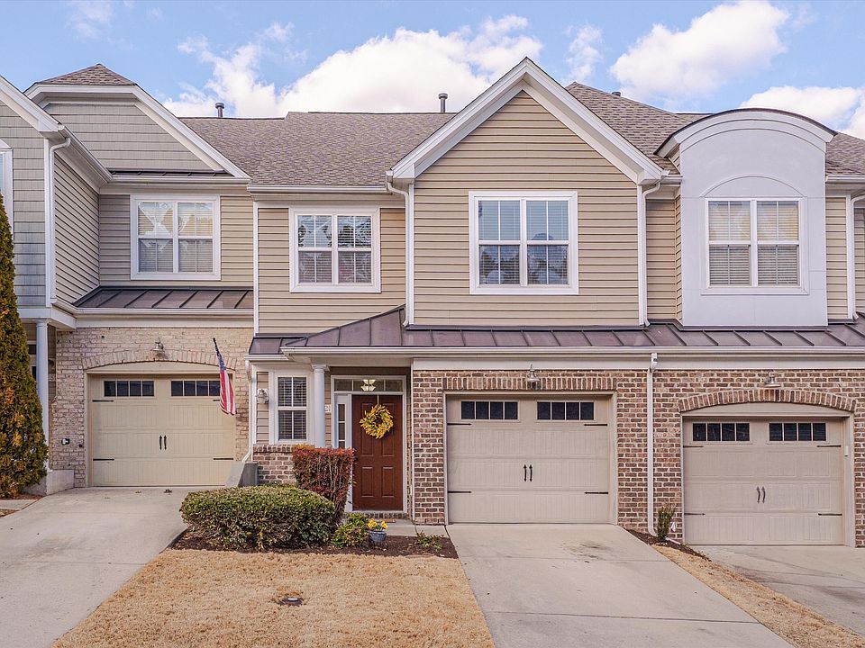 1st image of 2821 Casona Way