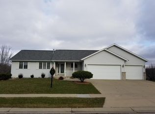 1153 Ashley Ln SW, Rochester, MN 55902