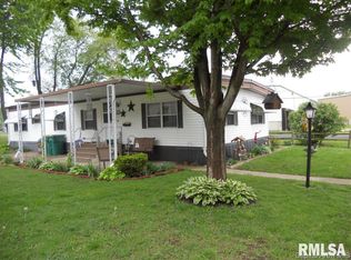 775 Century Ests, Galesburg, IL 61401