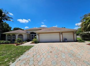 1201 E Easy St, Fort Pierce, FL 34982
