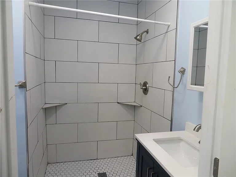 3923 S South Normandie Ave — Photo 20