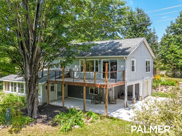 23419 22 Mile Rd, Paris, MI 49338