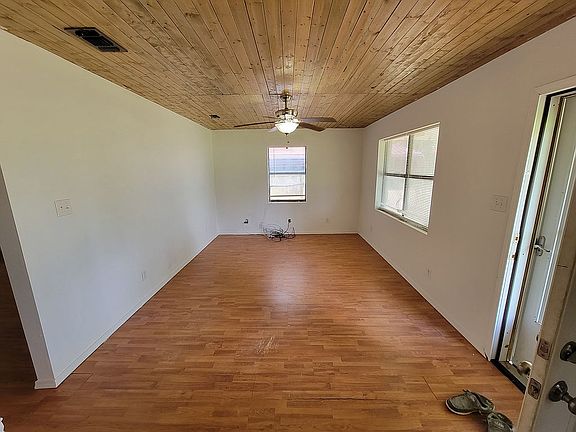 4th image of 3058 Fm 132