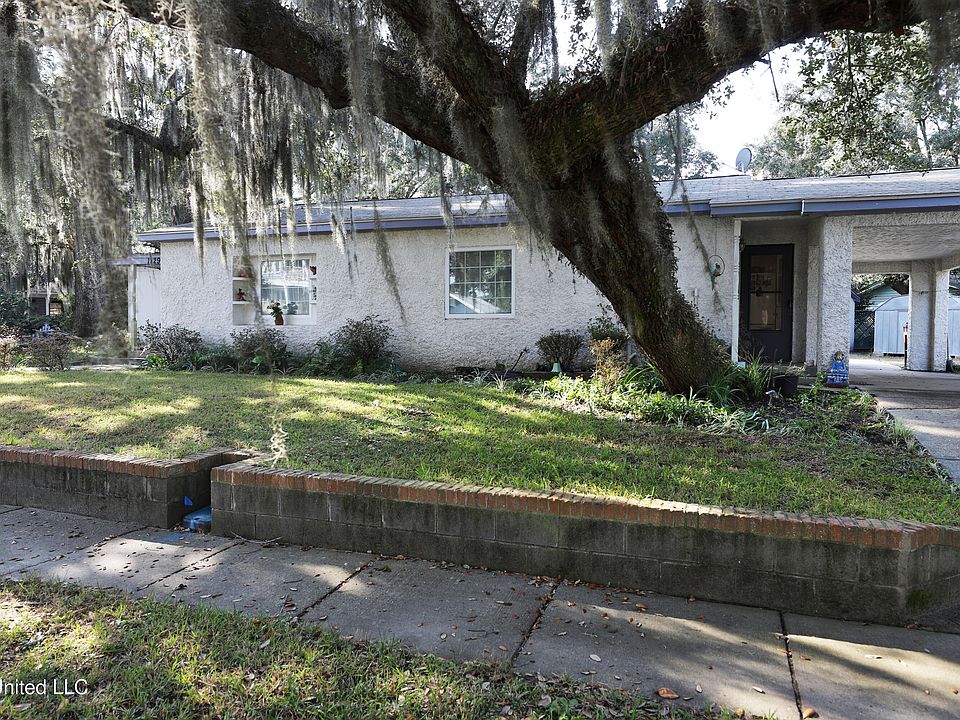 1st image of 1229 Kensington Dr