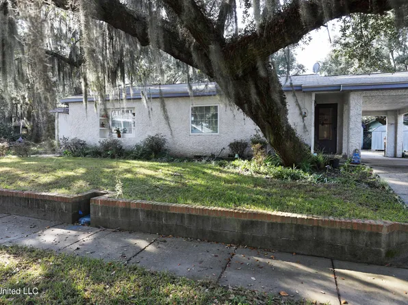 1229 Kensington Dr, Biloxi, MS 39530