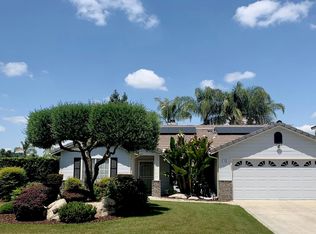 730 W Russell Ave, Visalia, CA 93277