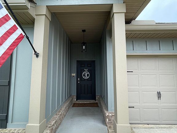 2nd image of 8621 Bronze Ln