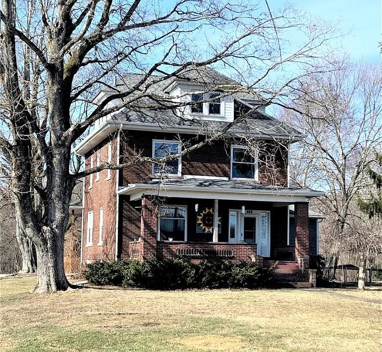 1st image of 217 Larchwood Dr