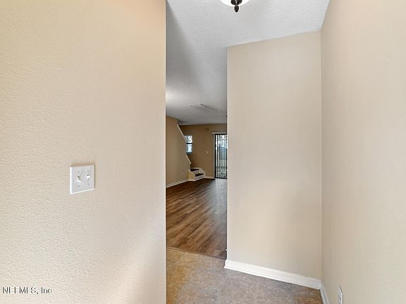 4th image of 7787 PLAYSCHOOL Lane