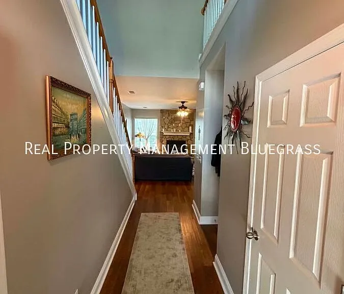 105 Sage Dr — Photo 2