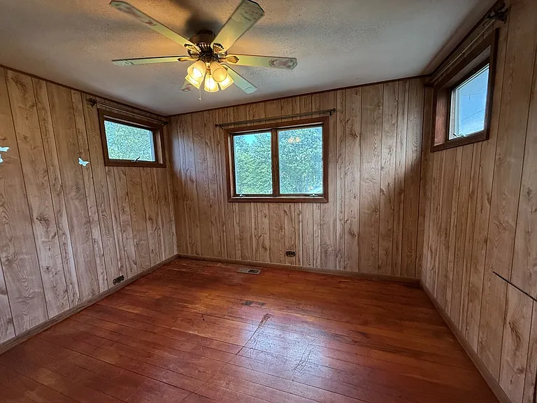 713 Innis St — Photo 25