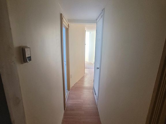 2nd Floor Entrance Hall