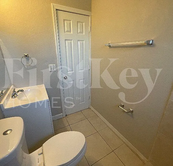 5980 NW 24th Ct — Photo 10