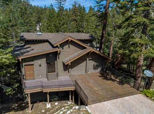 141 Silver Tip Ln, Mammoth Lakes, CA 93546