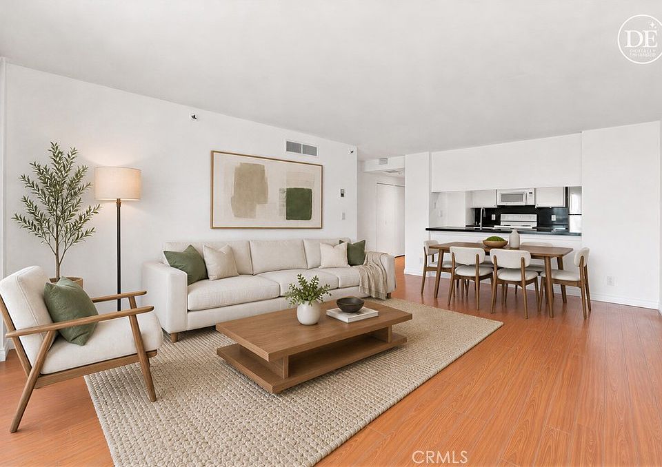 1st image of 600 W 9th St APT 910
