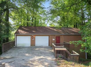 3284 Huntwood Dr, Decatur, GA 30034