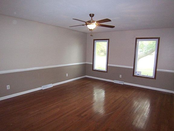 4th image of 1019 S Grandview Blvd