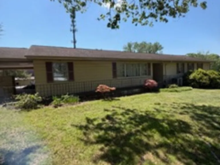1701 Westside Dr — Photo 34