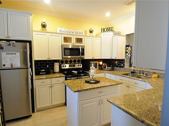 3rd image of 3220 River Branch Cir