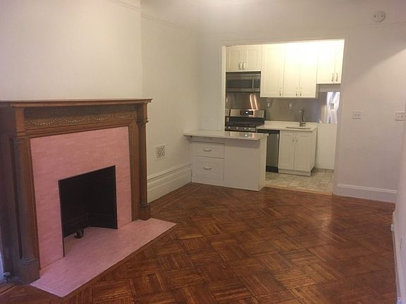 3rd image of 343 W 87th St APT 7