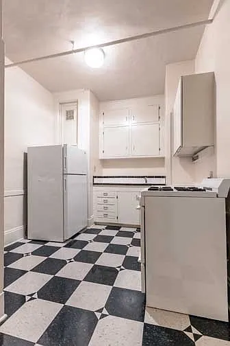 819 NW 23rd Ave — Photo 39