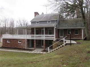 111 Cobham Ln, Cabot, PA 16023