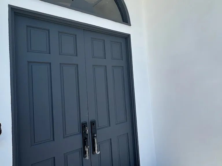 10974 Hillhaven Ave — Photo 2