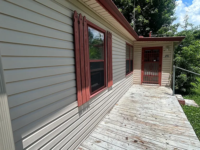 518 Dulin St — Photo 4