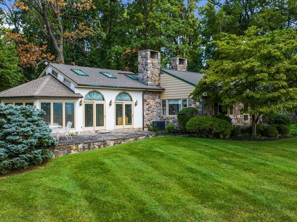451 Merlin Rd