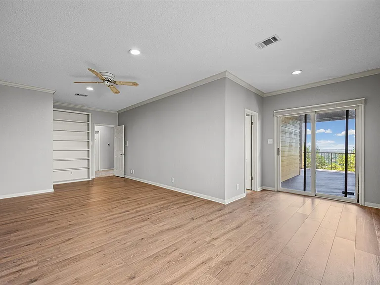 114 Paragon Ct — Photo 18