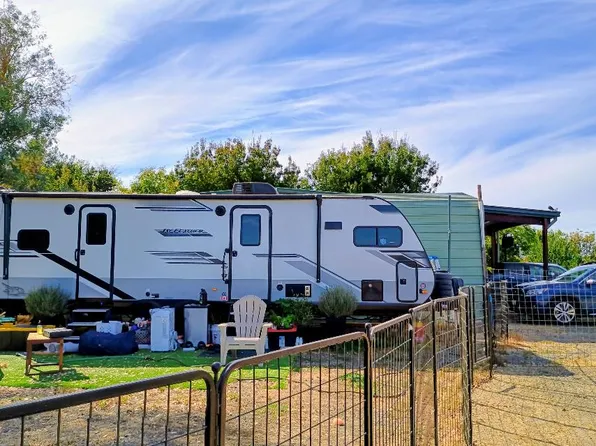 7732 Serpa Ln, Dixon, CA 95620