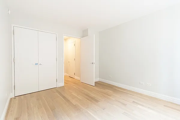 Rented by Stonehenge NYC LLC | media 6