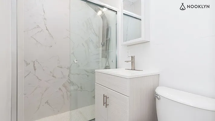 Rented by Nooklyn NYC LLC | media 37