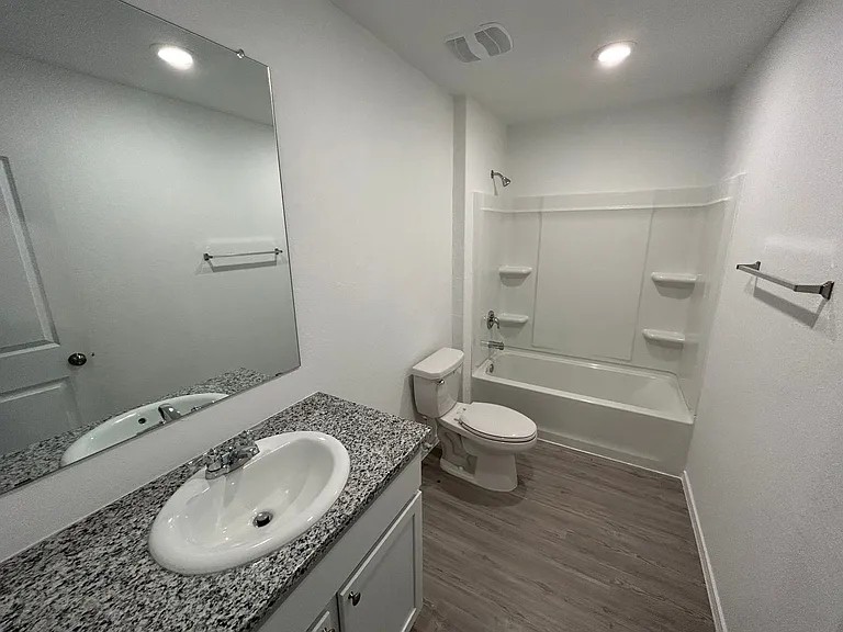 4206 Osmosis Dr — Photo 16