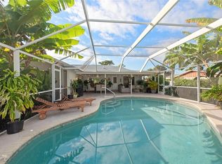 207 SE 43rd Ln, Cape Coral, FL 33904