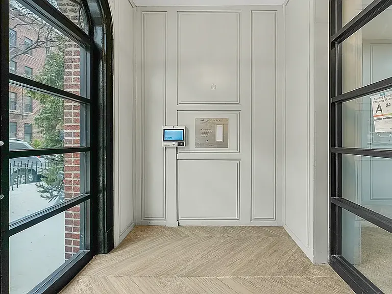 364 Lincoln Pl #F7 — Photo 17